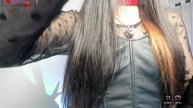 Laila Angels online show from May 2026 02:18:01 AM