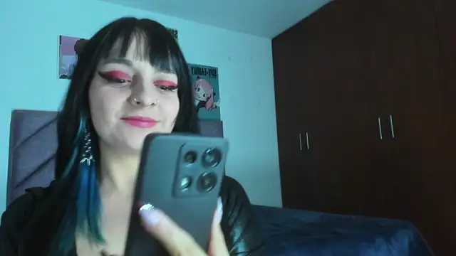 Snapshot of KARINNA__RAVEN chatting on November 2025 10:59:02 PM KARINNA RAVEN online show from November 2025 10:59:02 PM