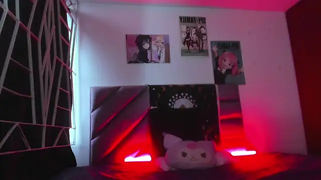 Snapshot of KARINNA__RAVEN chatting on November 2025 09:37:02 PM KARINNA RAVEN online show from November 2025 09:37:02 PM