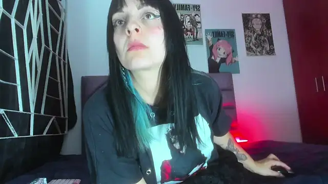 Snapshot of KARINNA__RAVEN chatting on November 2025 12:57:01 AM KARINNA RAVEN online show from November 2025 12:57:01 AM