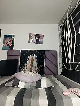 Snapshot of KARINNA__RAVEN chatting on March 2026 01:44:02 AM KARINNA RAVEN online show from March 2026 01:44:02 AM