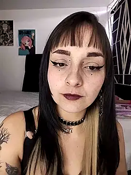 Snapshot of KARINNA__RAVEN chatting on March 2026 09:14:02 PM KARINNA RAVEN online show from March 2026 09:14:02 PM