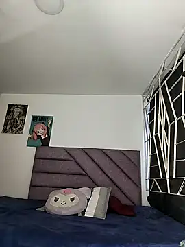 Snapshot of KARINNA__RAVEN chatting on April 2026 11:04:01 PM KARINNA RAVEN online show from April 2026 11:04:01 PM