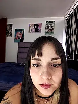 Snapshot of KARINNA__RAVEN chatting on April 2026 10:36:02 PM KARINNA RAVEN online show from April 2026 10:36:02 PM