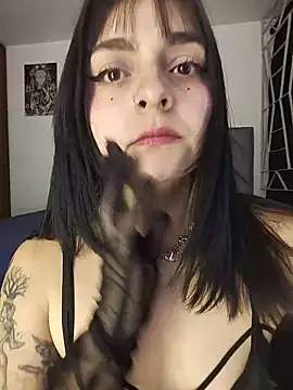 KARINNA  RAVEN online show from May 2026 12:27:01 AM