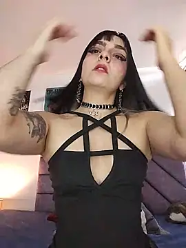 KARINNA  RAVEN online show from May 2026 09:44:01 PM