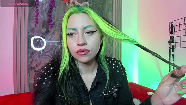 Snapshot of midory_ chatting on September 2025 04:12:01 AM midory online show from September 2025 04:12:01 AM