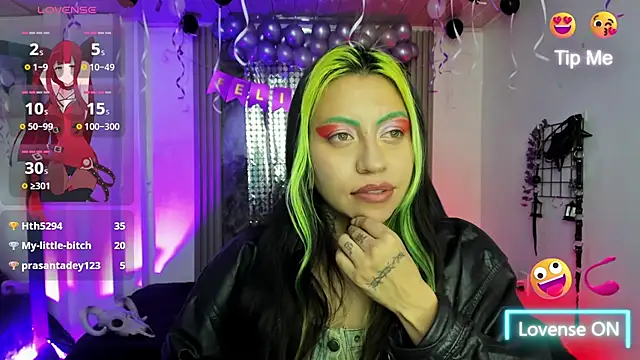 Snapshot of midory_ chatting on November 2025 04:34:01 AM midory online show from November 2025 04:34:01 AM