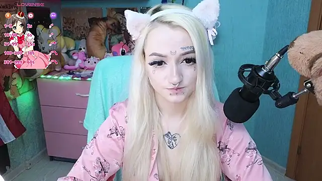 Snapshot of Manuela_unicorn chatting on March 2025 03:41:02 AM Manuela unicorn online show from March 2025 03:41:02 AM