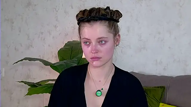 AshleyD  online show from October 2025 03:15:02 AM