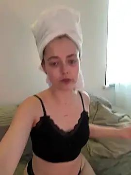 AshleyD  online show from July 2026 03:52:02 PM
