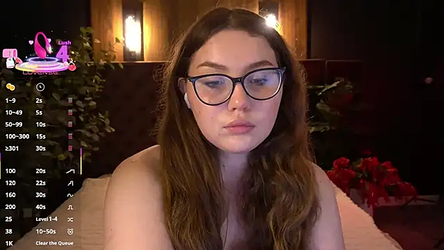 LuxSopphia online show from May 2026 12:32:02 PM