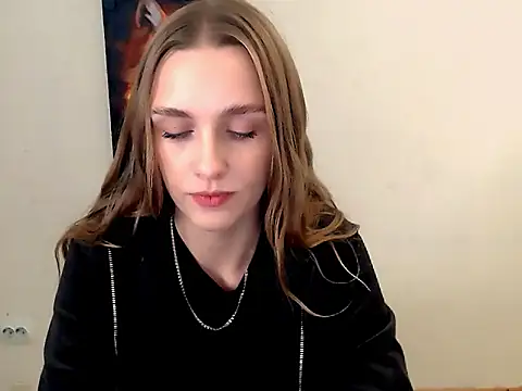 Snapshot of Doll_Angelina chatting on October 2025 05:50:02 AM Doll Angelina online show from October 2025 05:50:02 AM