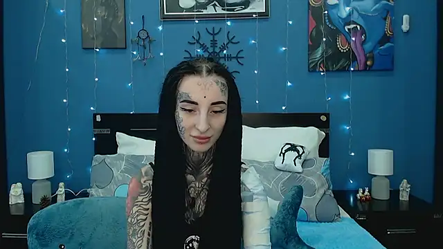 Velvetbat online show from May 2026 06:52:02 AM