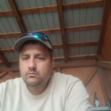 Snapshot of hotmalerobinson1 chatting on May 2026 07:04:02 AM hotmalerobinson1 online show from May 2026 07:04:02 AM