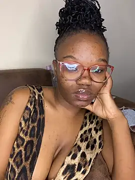 YummyMelanin117 online show from March 2026 11:55:02 PM