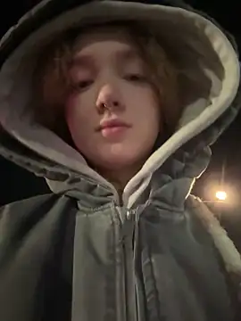 bambi lu online show from March 2026 07:43:02 PM