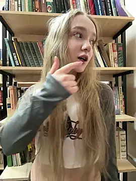 bambi lu online show from March 2026 07:51:01 PM