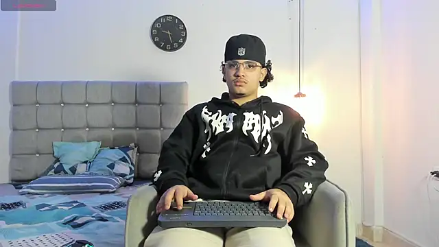 samxx muscle online show from November 2025 02:19:02 PM