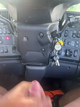 Snapshot of Swiss8700 chatting on September 2025 03:11:01 PM Swiss8700 online show from September 2025 03:11:01 PM