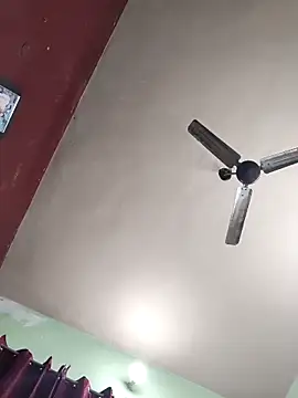 Eshwari Chopra online show from November 2025 05:12:01 PM