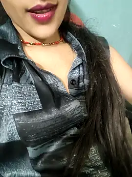 Eshwari Chopra online show from April 2026 05:30:01 PM