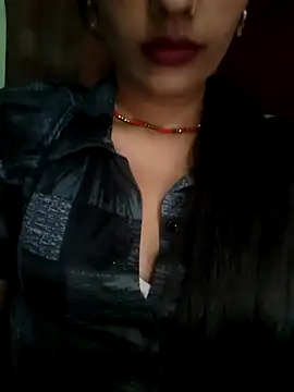 Eshwari Chopra online show from May 2026 02:38:01 AM