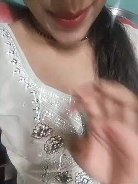 Eshwari Chopra online show from June 2026 03:23:02 PM