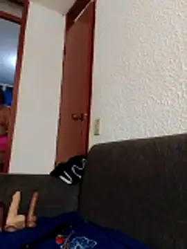 dulcewitch online show from November 2025 08:07:01 PM