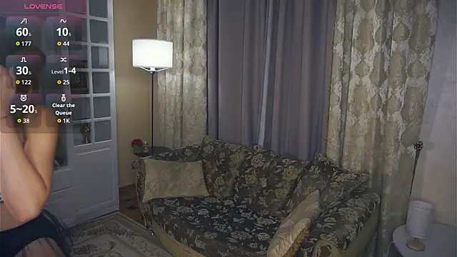 EdytBanns online show from September 2025 05:12:02 PM