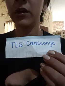 Camilitah online show from May 2026 02:13:02 PM