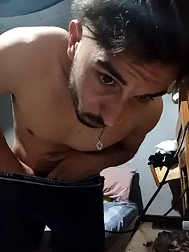 Snapshot of Tiococo420 chatting on October 2025 09:17:02 AM Tiococo420 online show from October 2025 09:17:02 AM