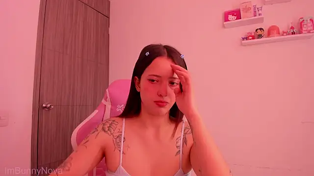 ImBunnyNova online show from July 2026 04:06:01 PM