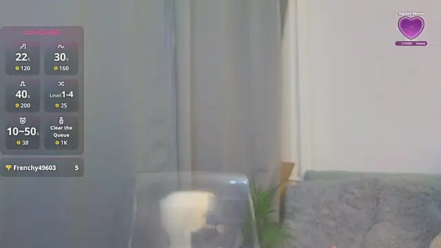 Snapshot of MellisaKim chatting on October 2025 09:35:02 PM MellisaKim online show from October 2025 09:35:02 PM