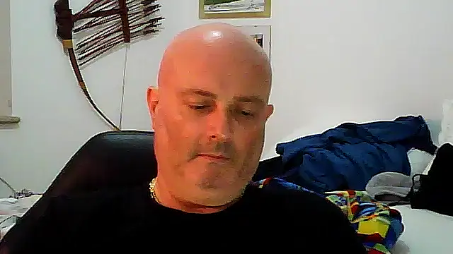 Alexis Bull online show from November 2025 05:03:01 PM