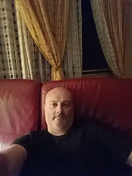 Alexis Bull online show from June 2026 10:41:02 PM