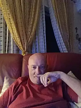 Alexis Bull online show from July 2026 10:07:02 PM