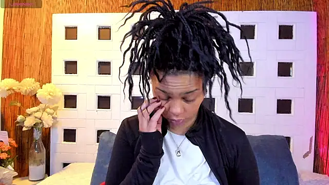 andrea xoe  online show from March 2026 01:36:02 PM