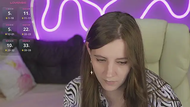 Snapshot of ValeryMurr chatting on November 2025 09:33:01 AM ValeryMurr online show from November 2025 09:33:01 AM