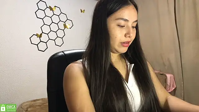 Snapshot of amelia_hall chatting on November 2025 05:57:01 PM amelia hall online show from November 2025 05:57:01 PM