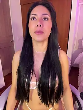 ArianaReynoldss online show from June 2026 10:01:01 AM
