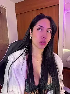 ArianaReynoldss online show from July 2026 02:13:01 PM