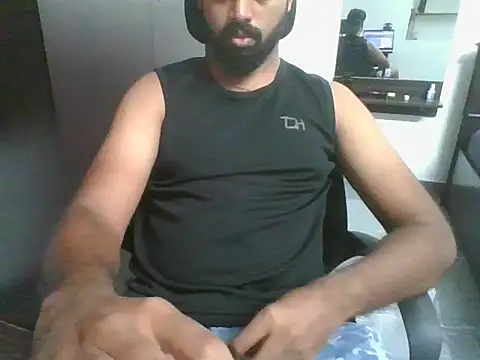 lovelyakash69 online show from October 2025 03:26:01 AM