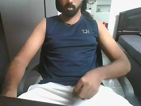 lovelyakash69 online show from June 2026 10:42:02 AM