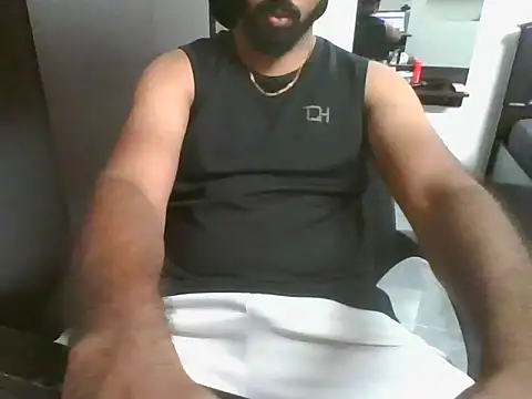 lovelyakash69 online show from June 2026 06:19:01 AM
