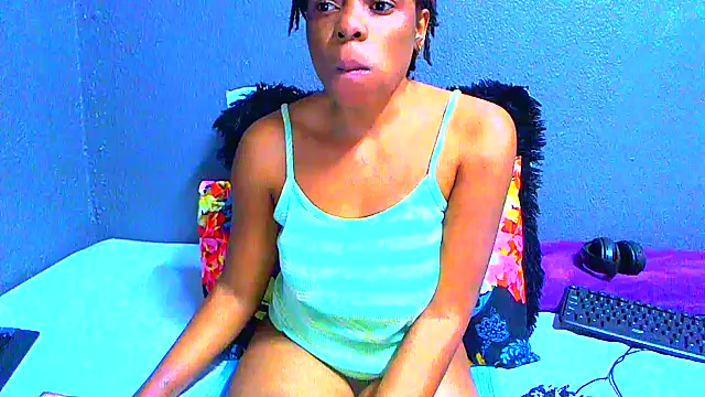 Snapshot of SMALLBOOBSXX chatting on May 2026 05:13:01 AM SMALLBOOBSXX online show from May 2026 05:13:01 AM