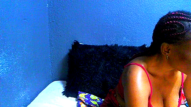 SMALLBOOBSXX online show from July 2026 05:38:01 PM