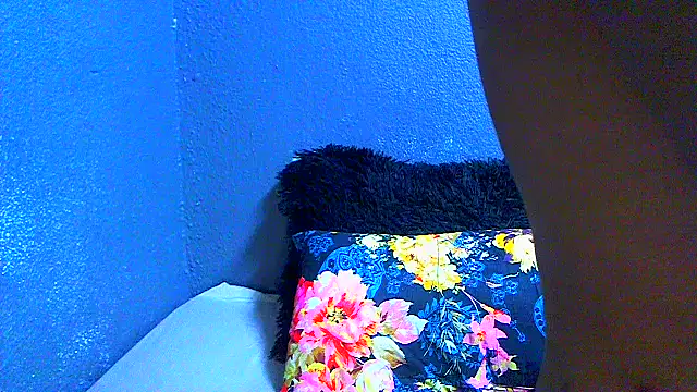 SMALLBOOBSXX online show from July 2026 05:27:02 AM