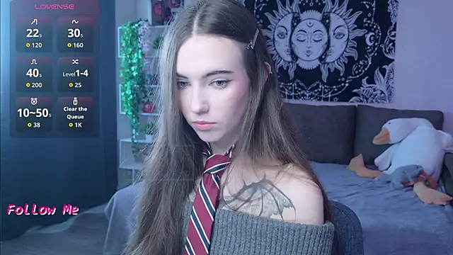 naugghtynikki online show from October 2025 05:18:01 AM