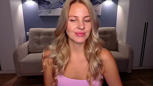 MelanieBennett online show from October 2025 06:10:02 AM